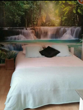 chambre atypique entre mer et collines